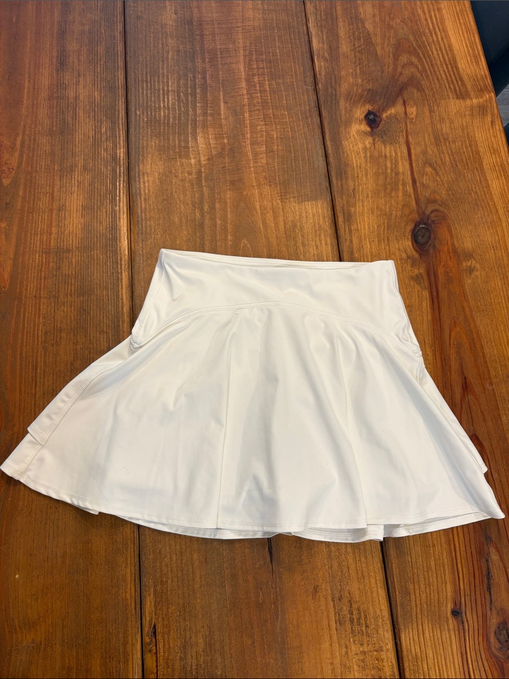 Old Navy White Flowy Tennis Skort